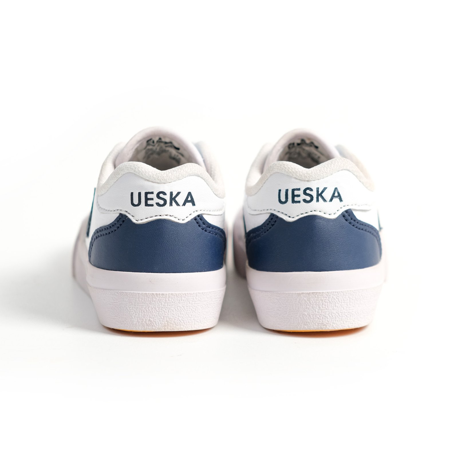 Breeze Sky Blue Navy Gum