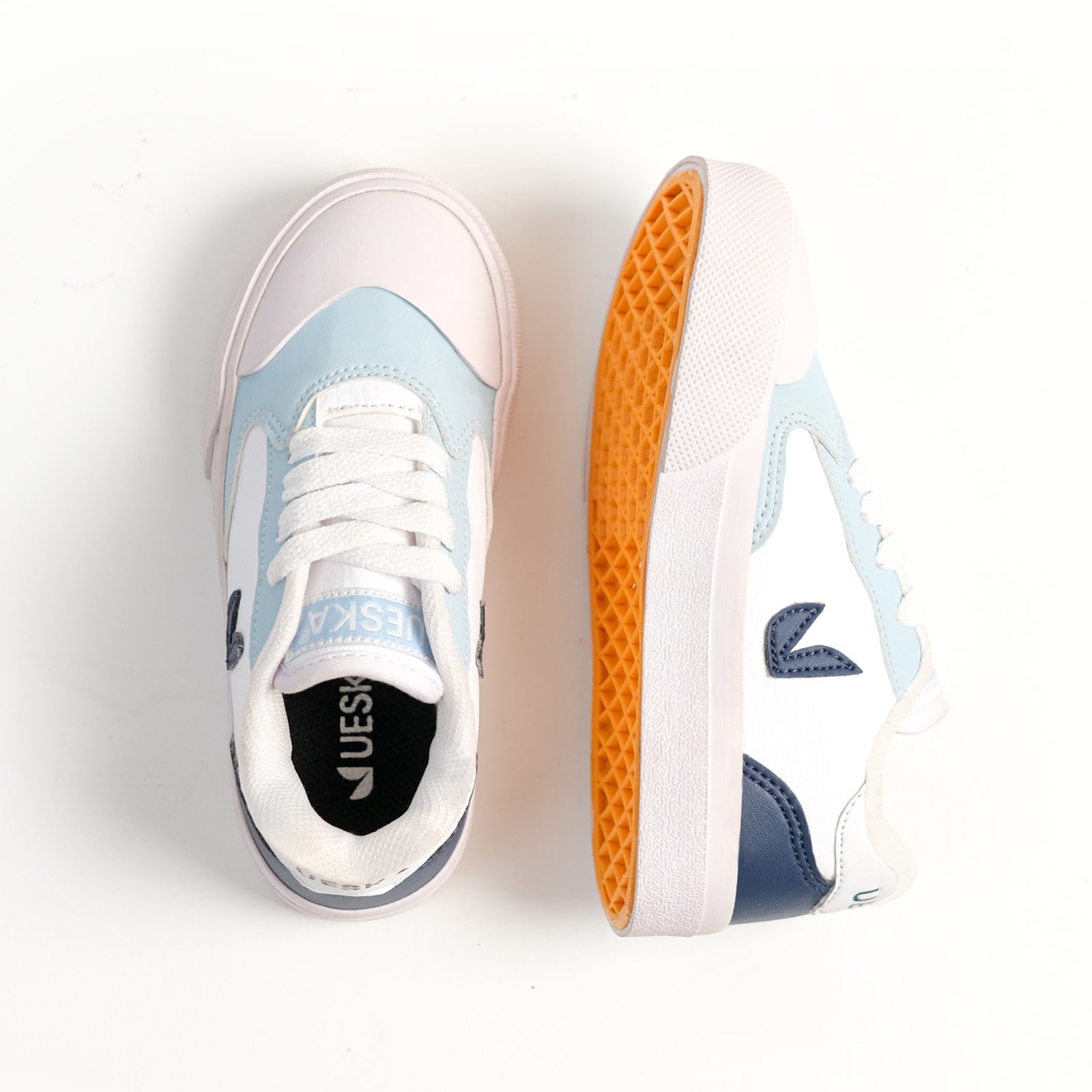 Breeze Sky Blue Navy Gum