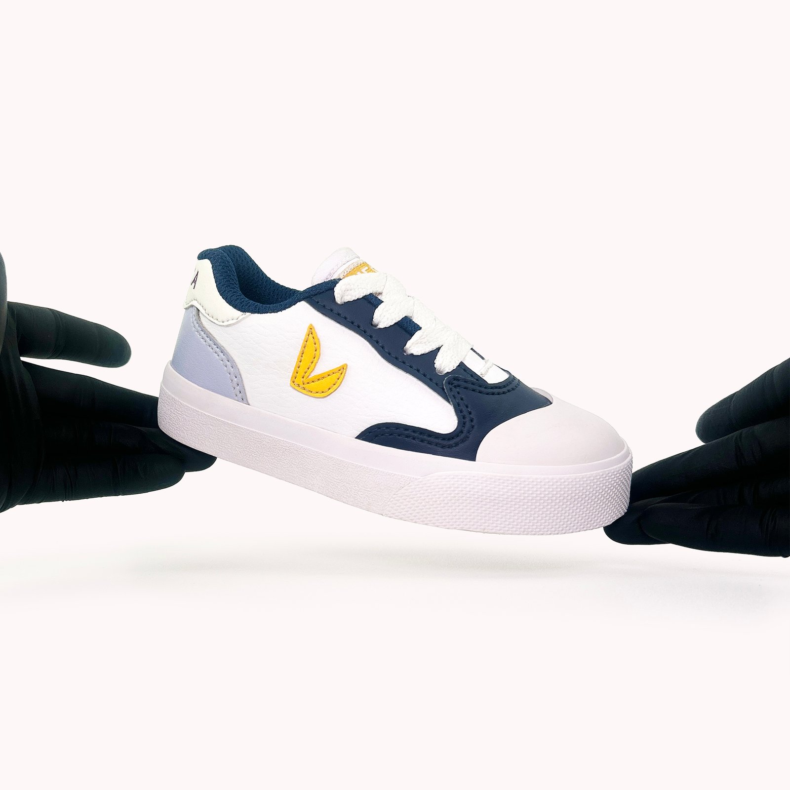 Breeze White Orange Gum