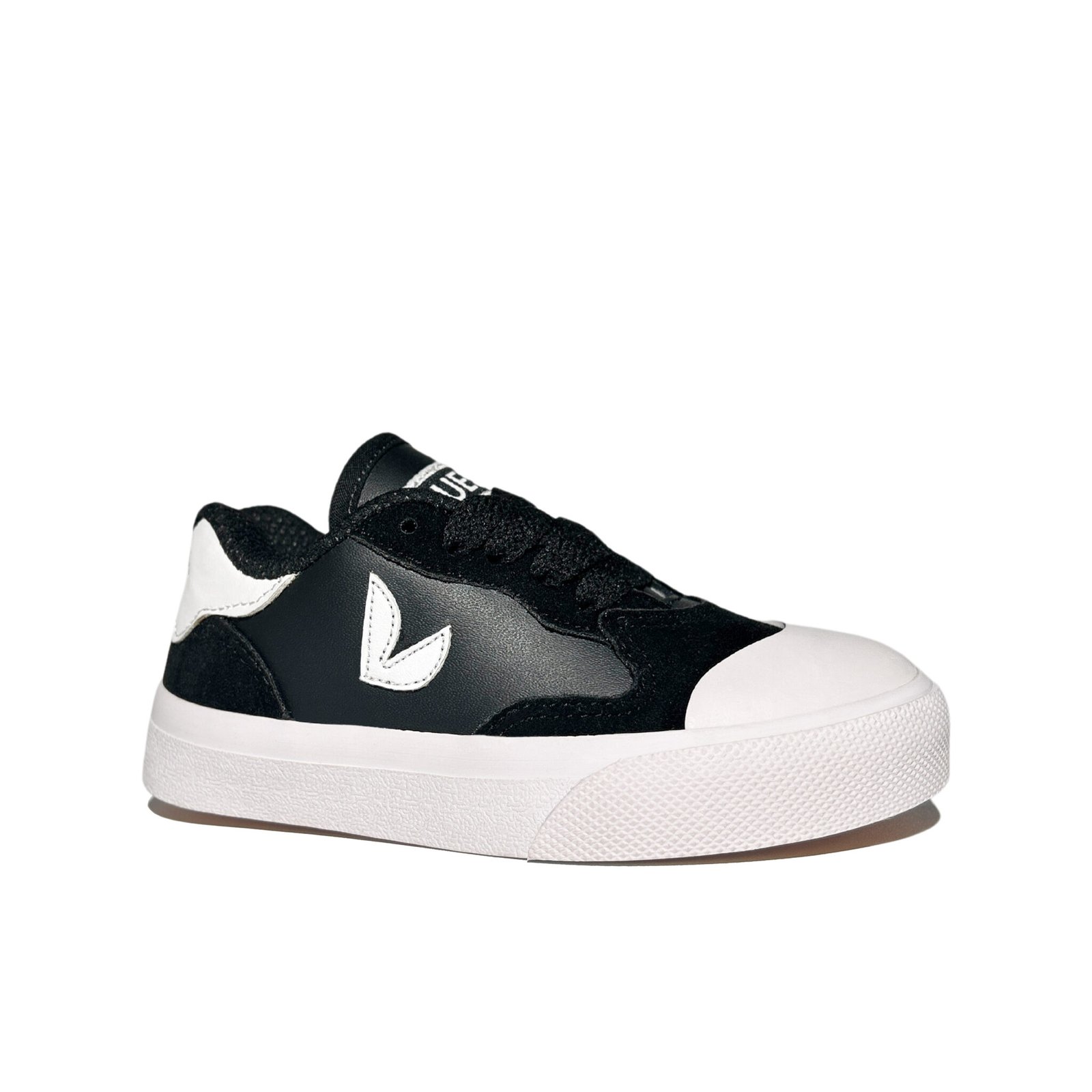 Breeze Black White Gum