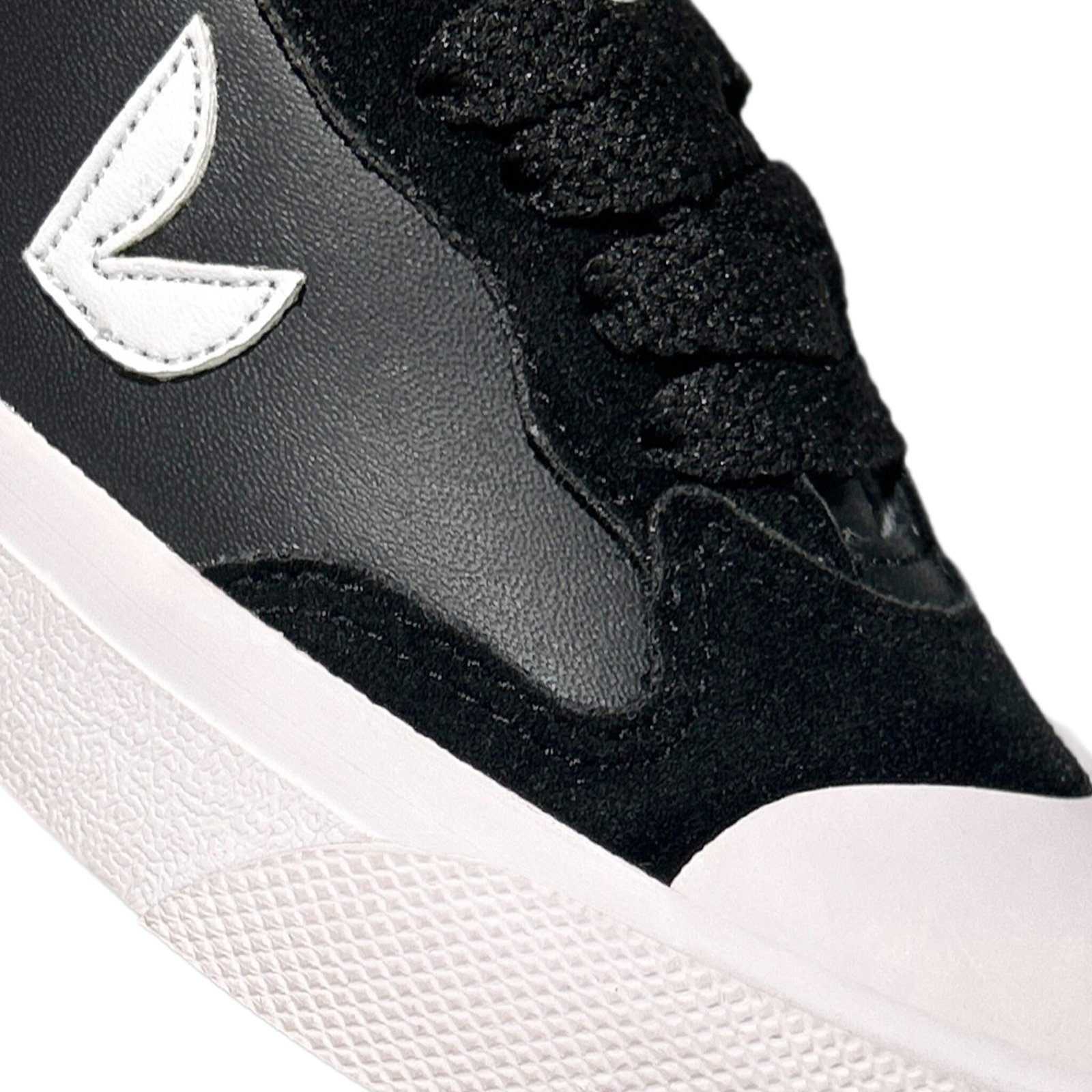 Breeze Black White Gum