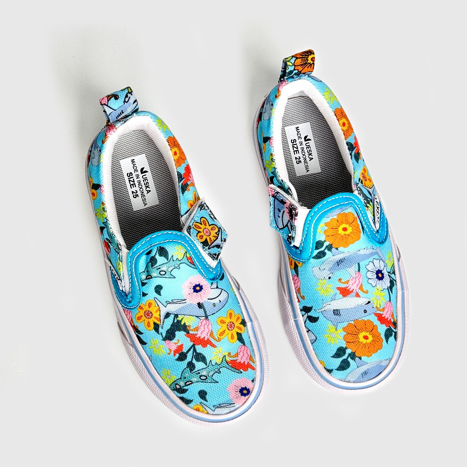 Slip On Floral Shark Aqua